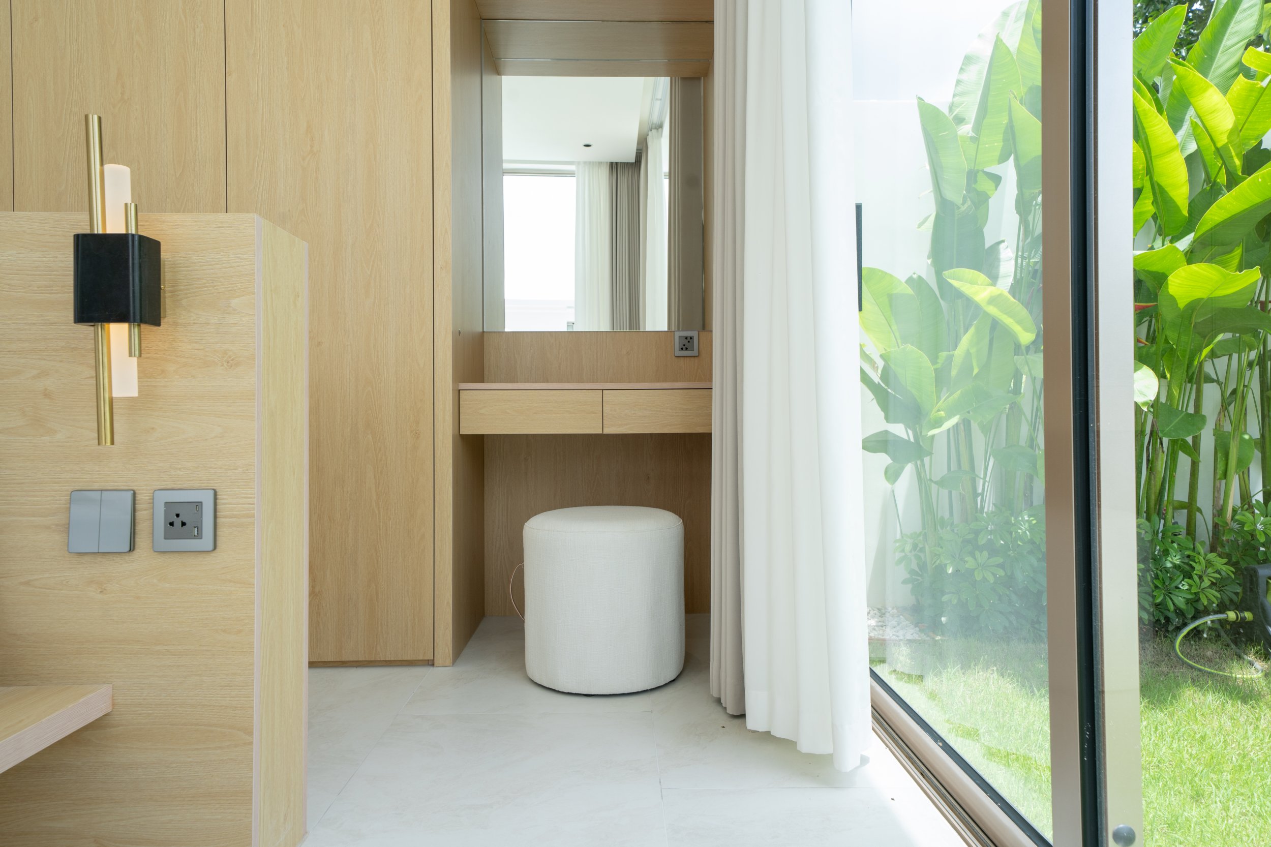 Property image - full photo 43
