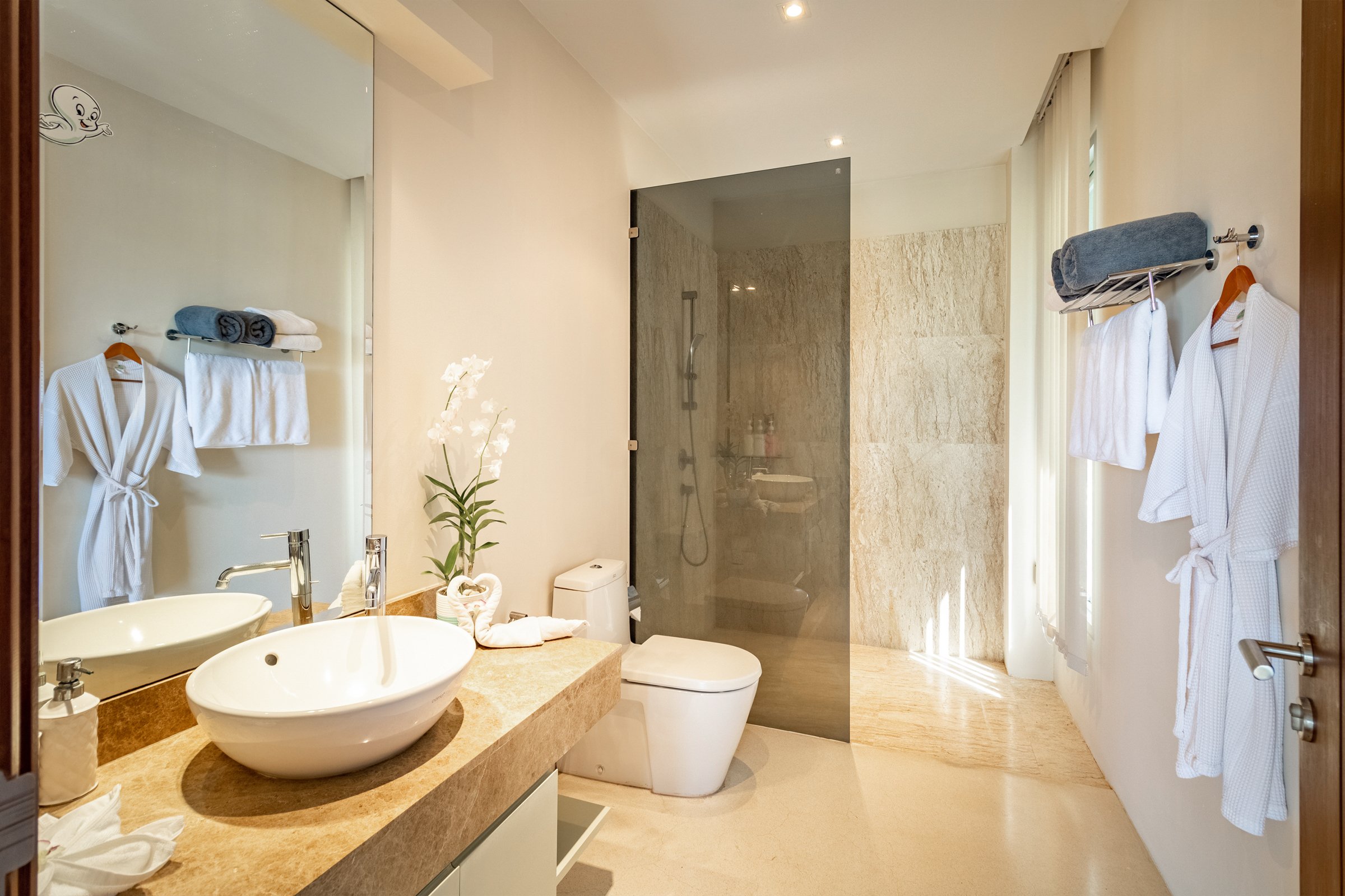 Property image - full photo 42