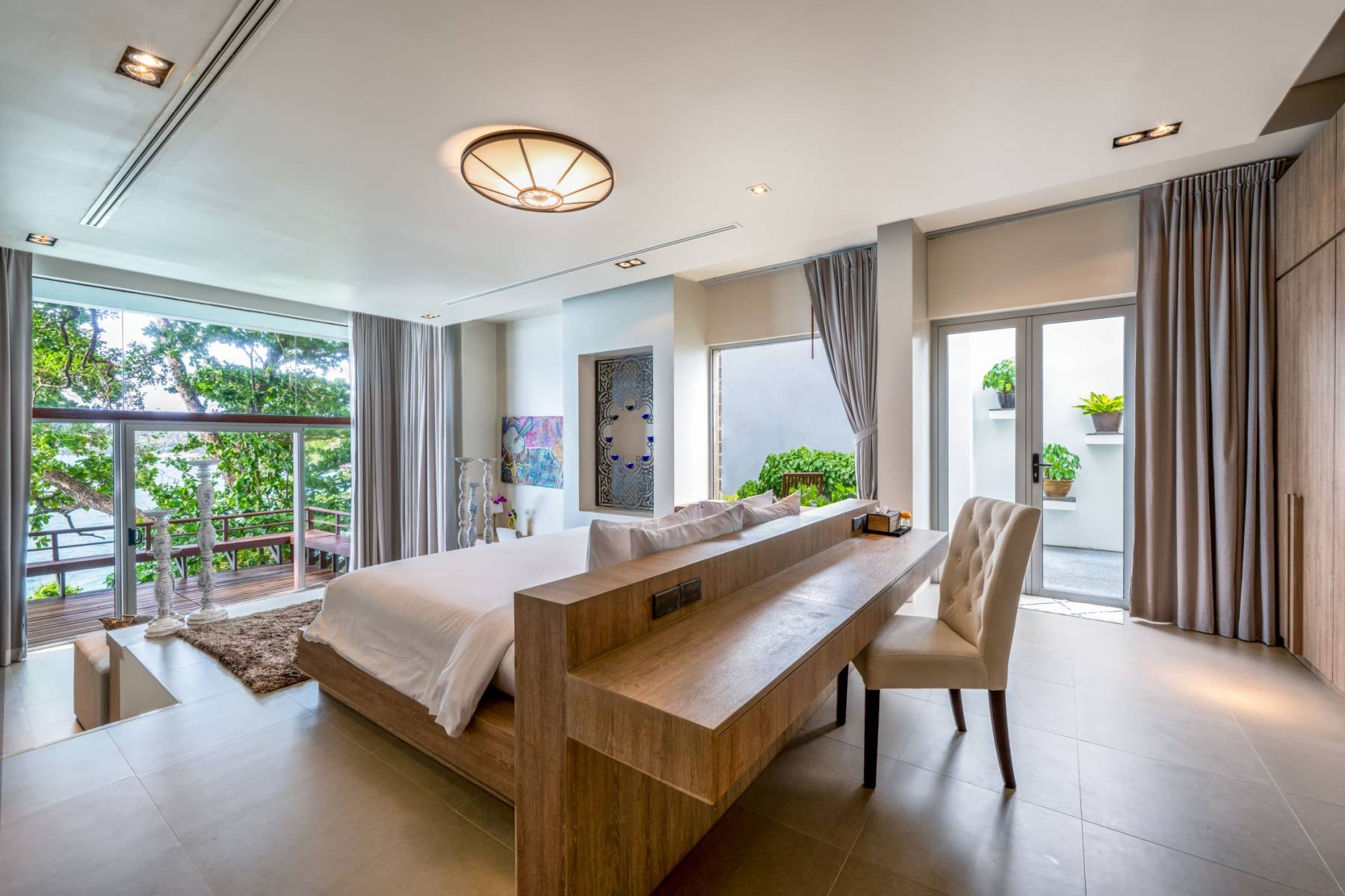 Property image - full photo 13