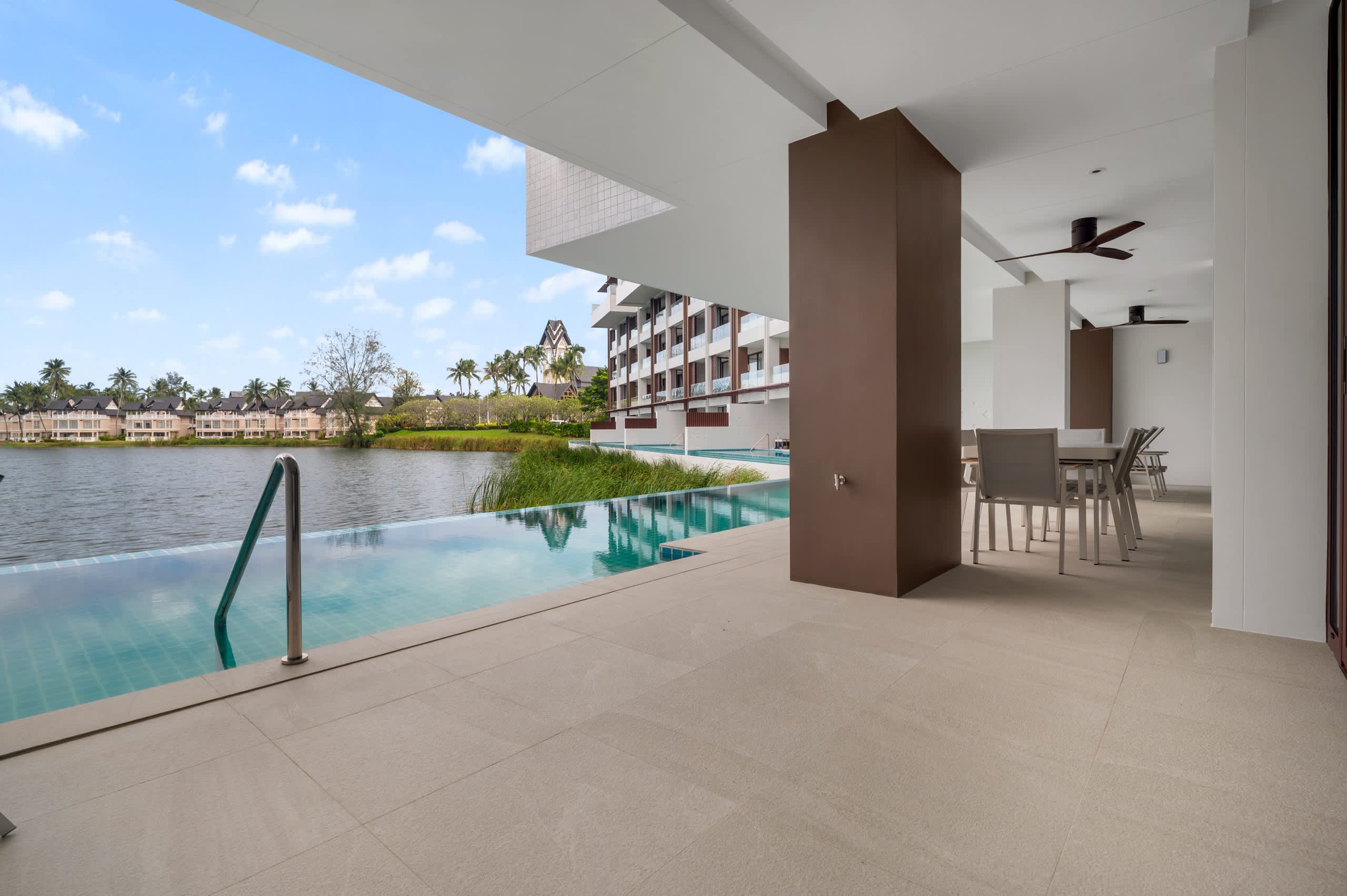 Property image - full photo 17