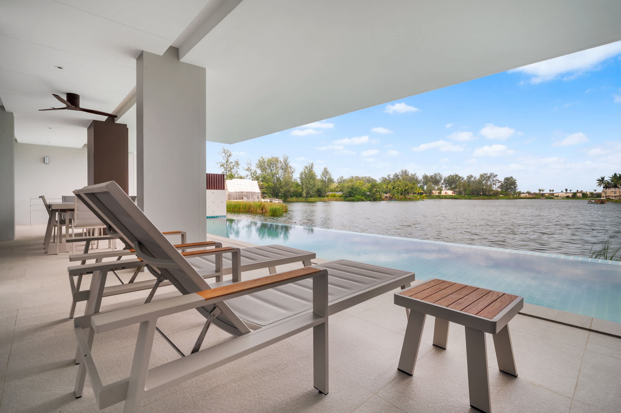 Property image - full photo 16