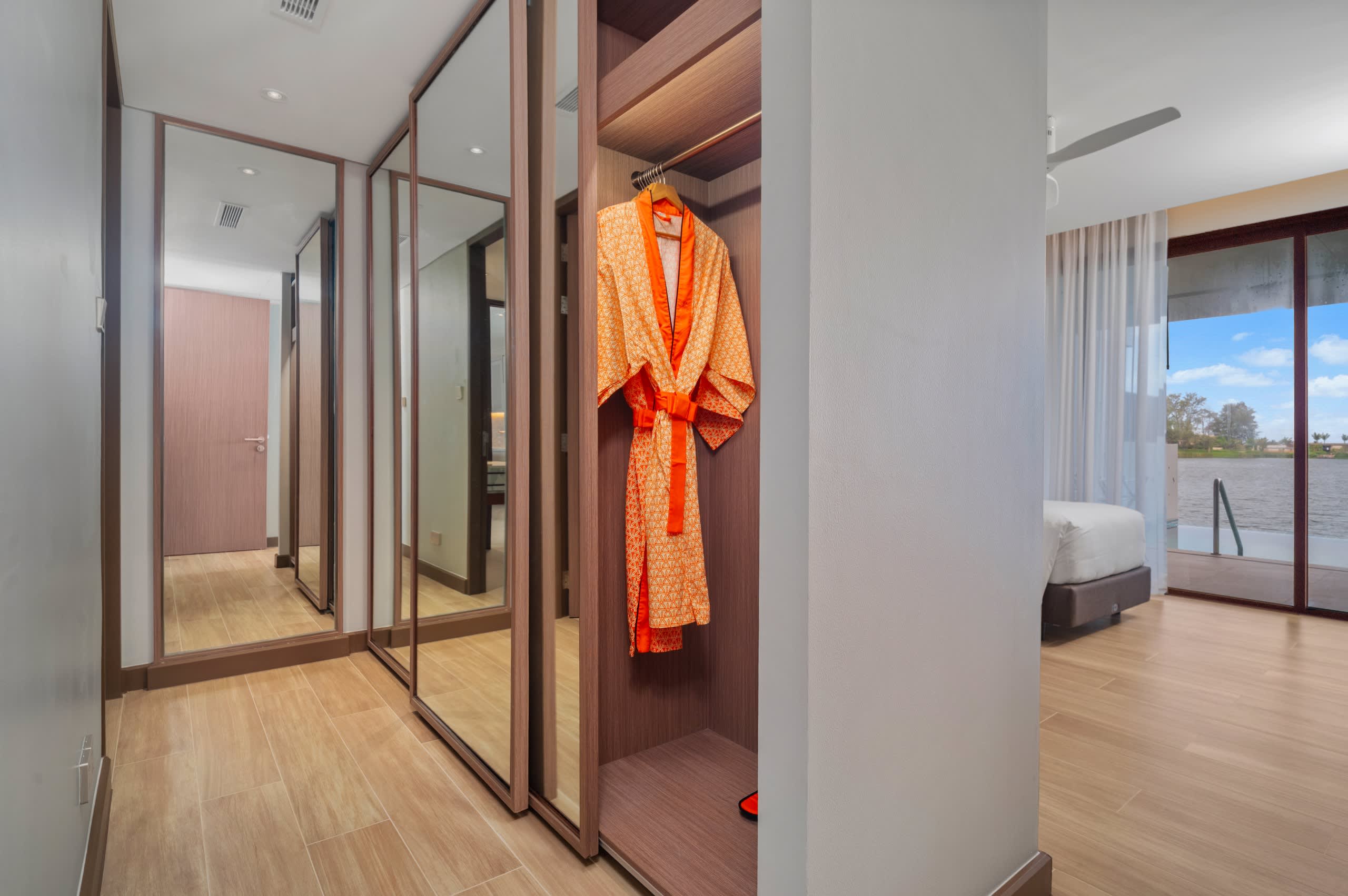 Property image - full photo 18
