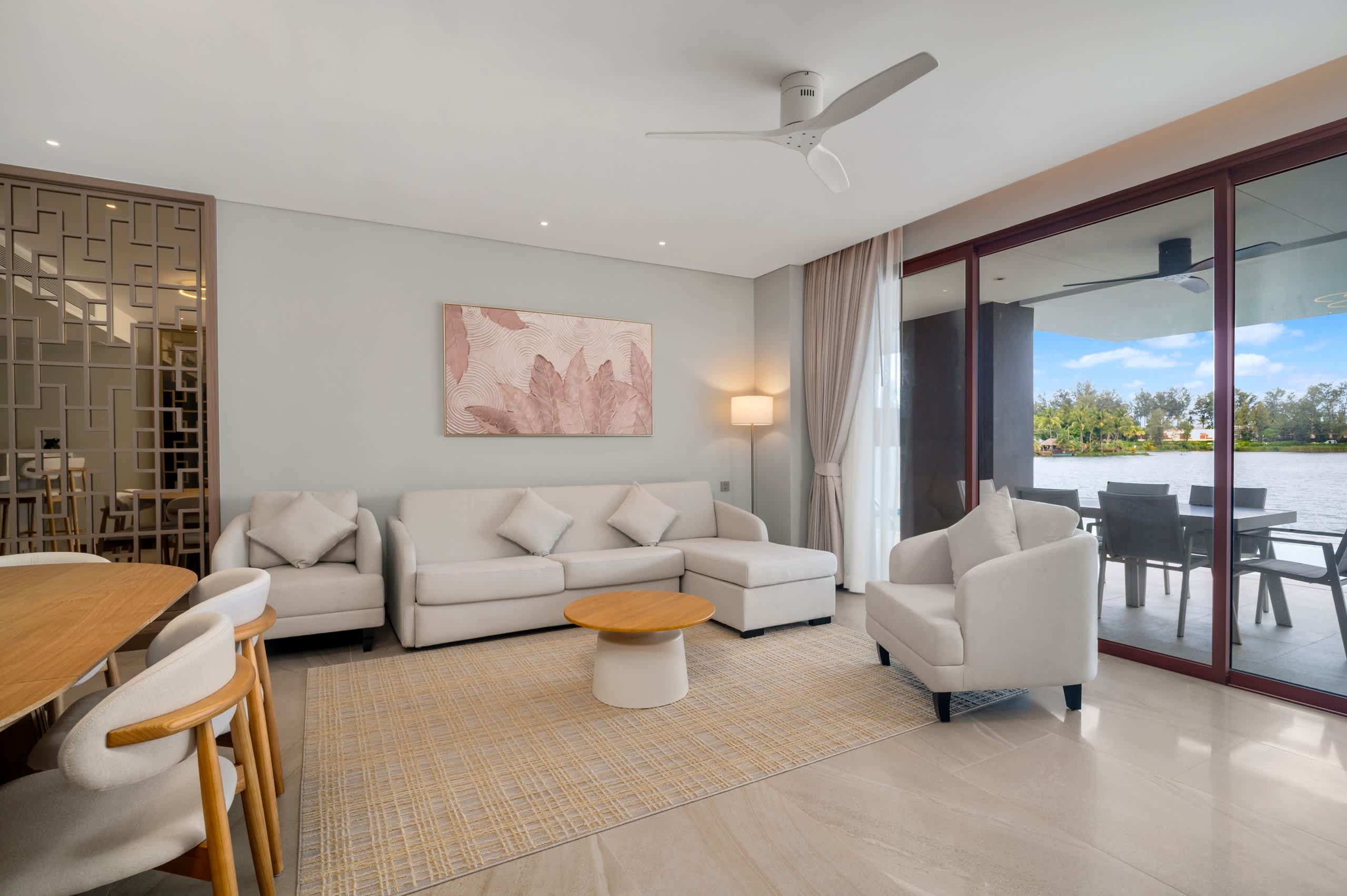 Property image - full photo 10