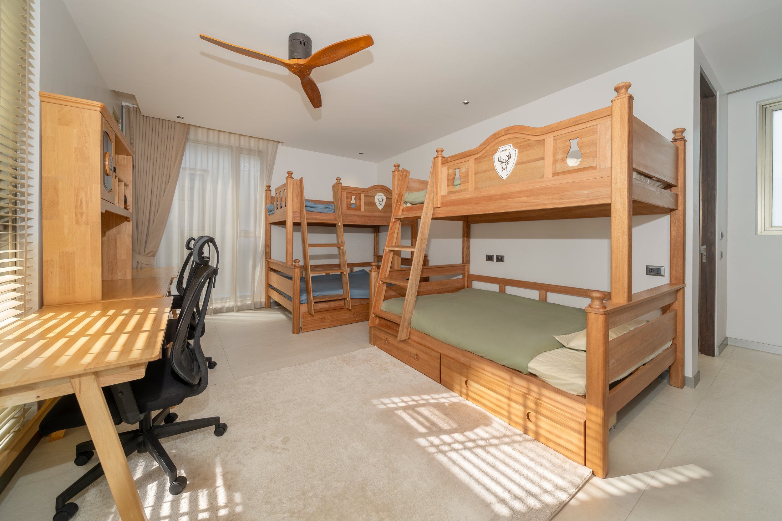 Property image - full photo 38