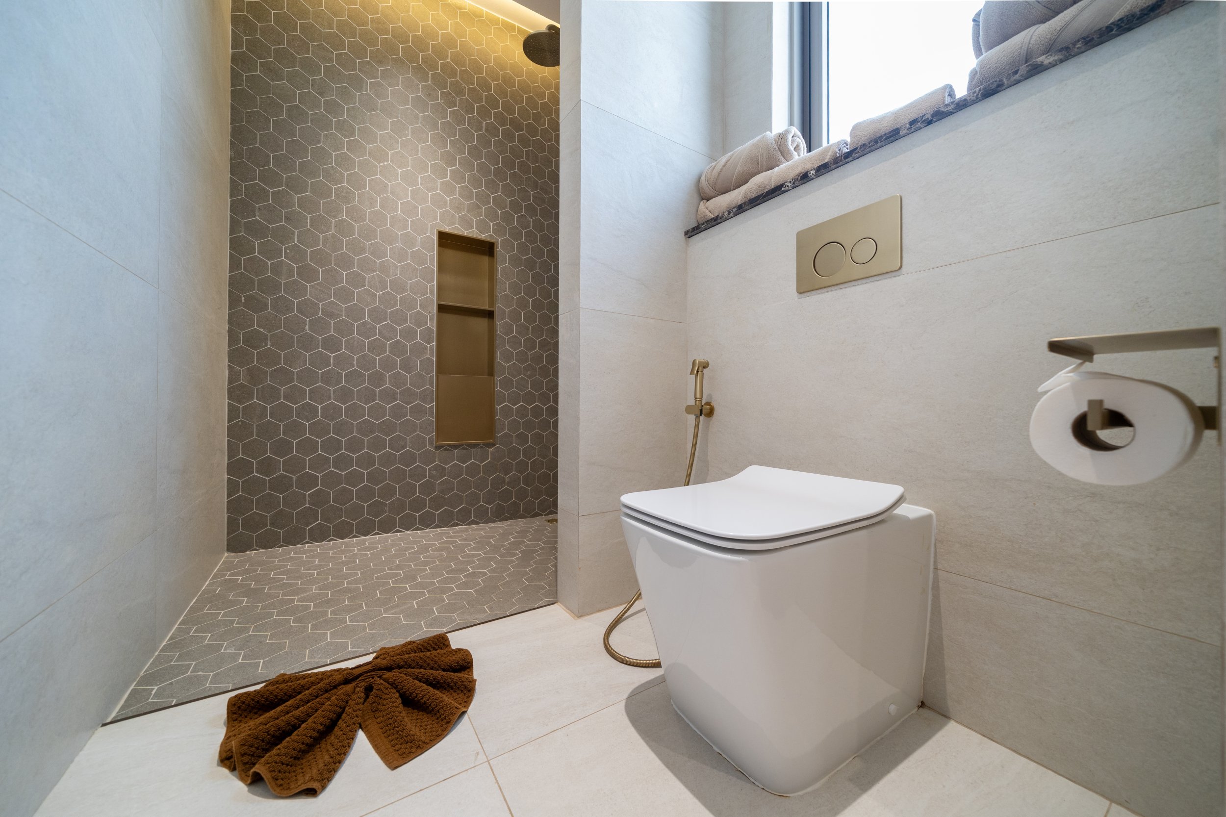 Property image - full photo 47