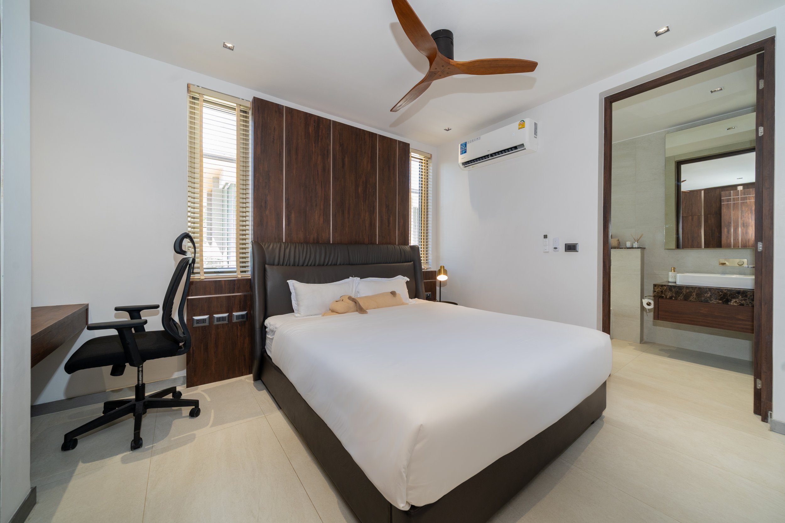 Property image - full photo 49