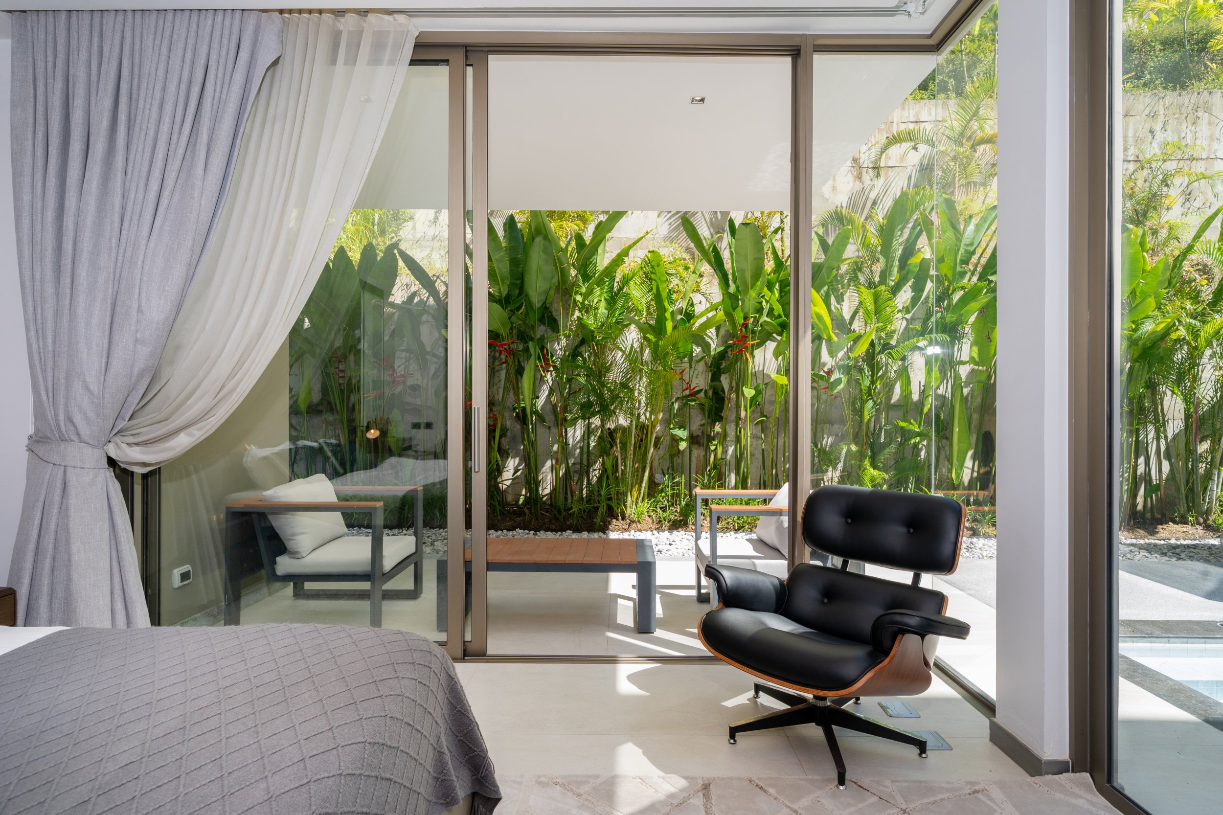 Property image - full photo 57