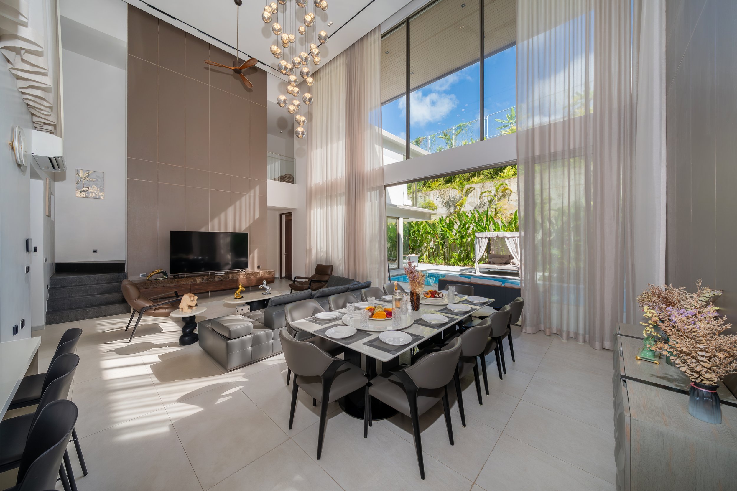 Property image - full photo 73