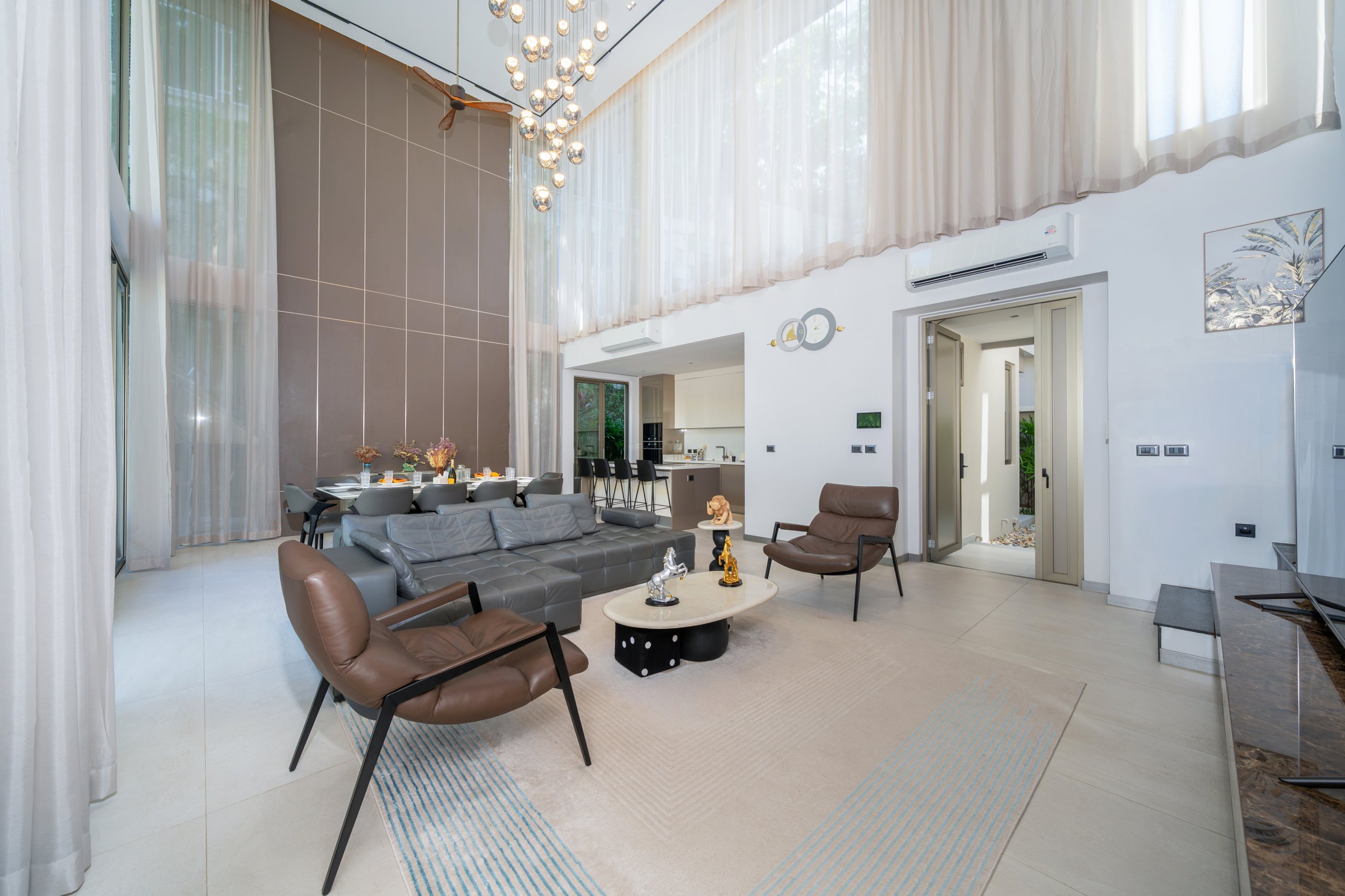 Property image - full photo 77