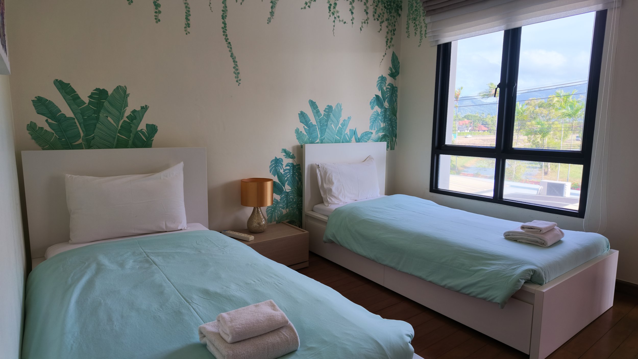 Property image - full photo 15