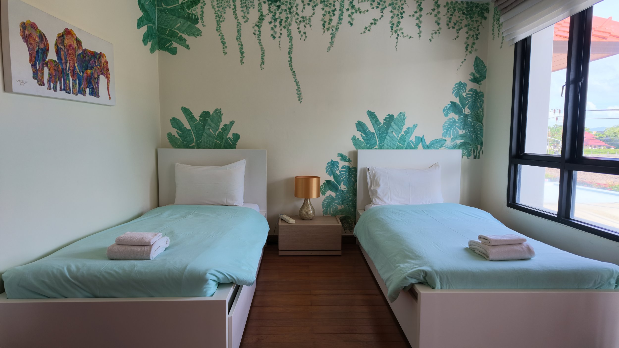 Property image - full photo 14