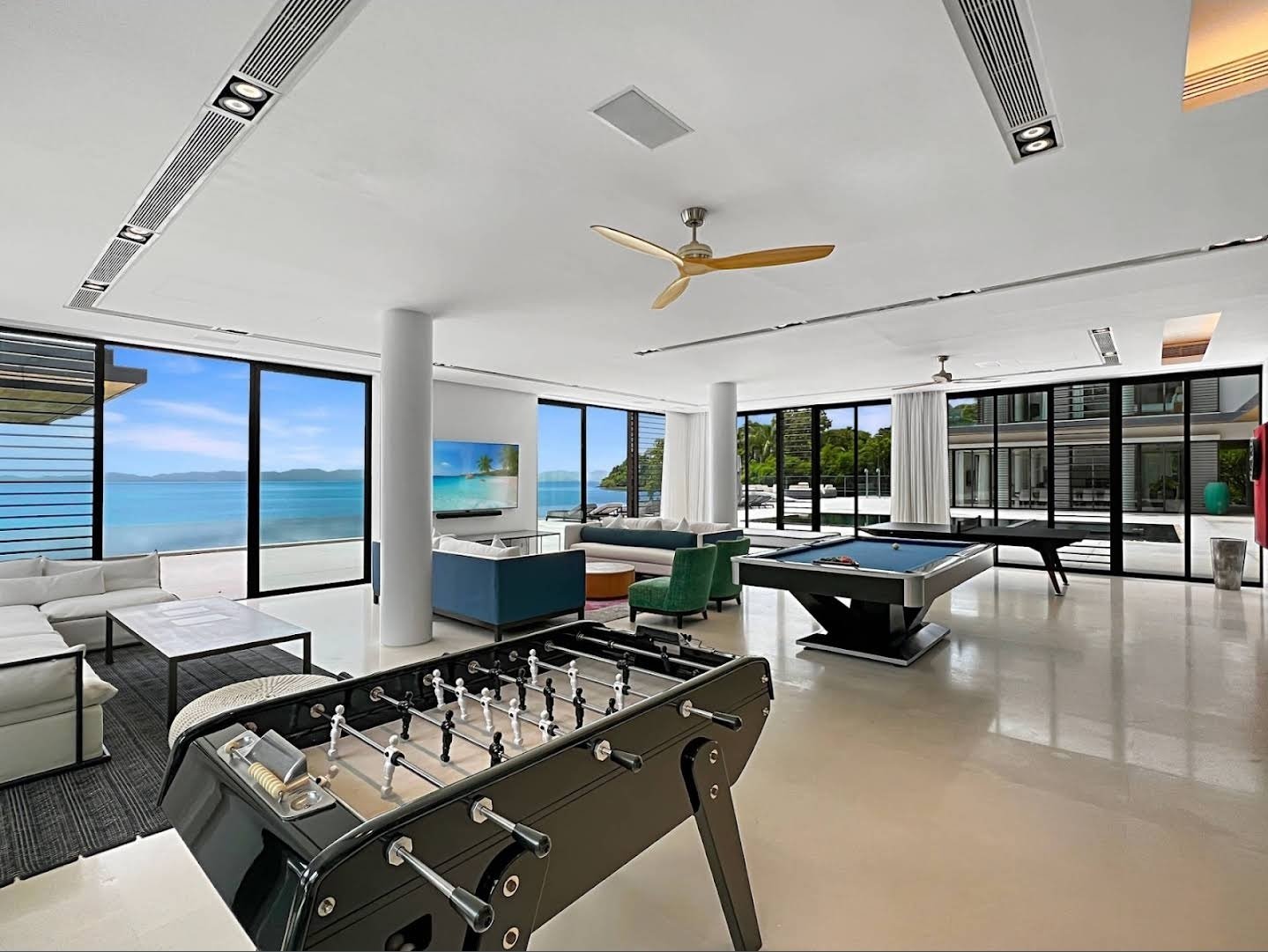 Property image - full photo 36