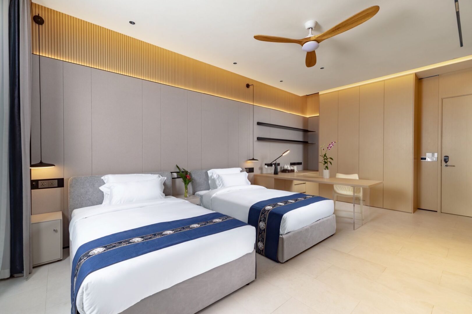 Property image - full photo 45
