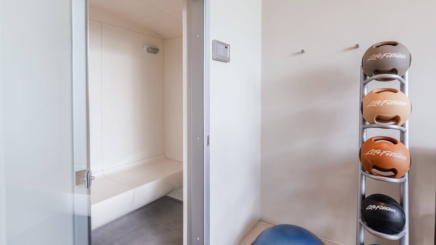 Property image - full photo 38