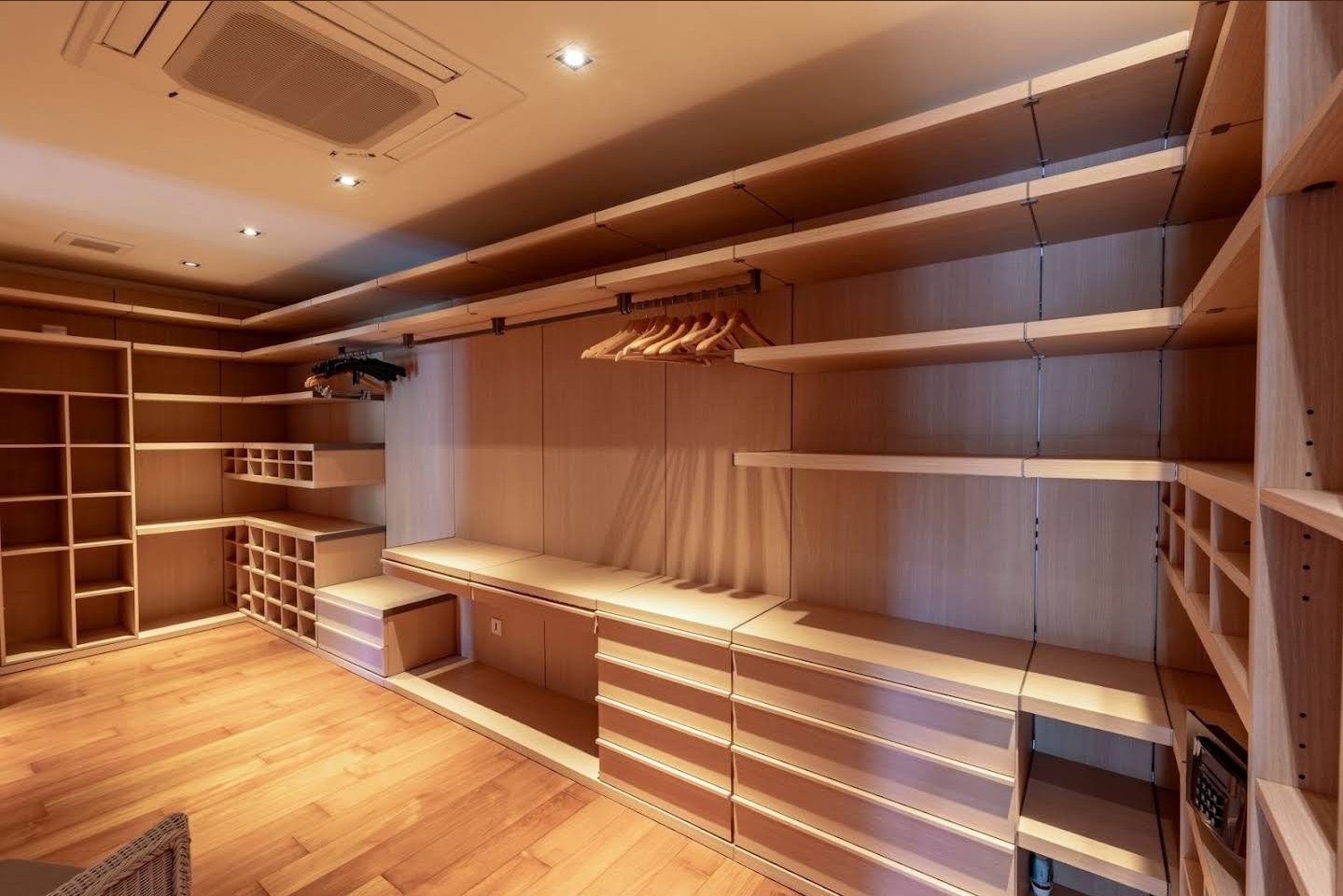 Property image - full photo 64