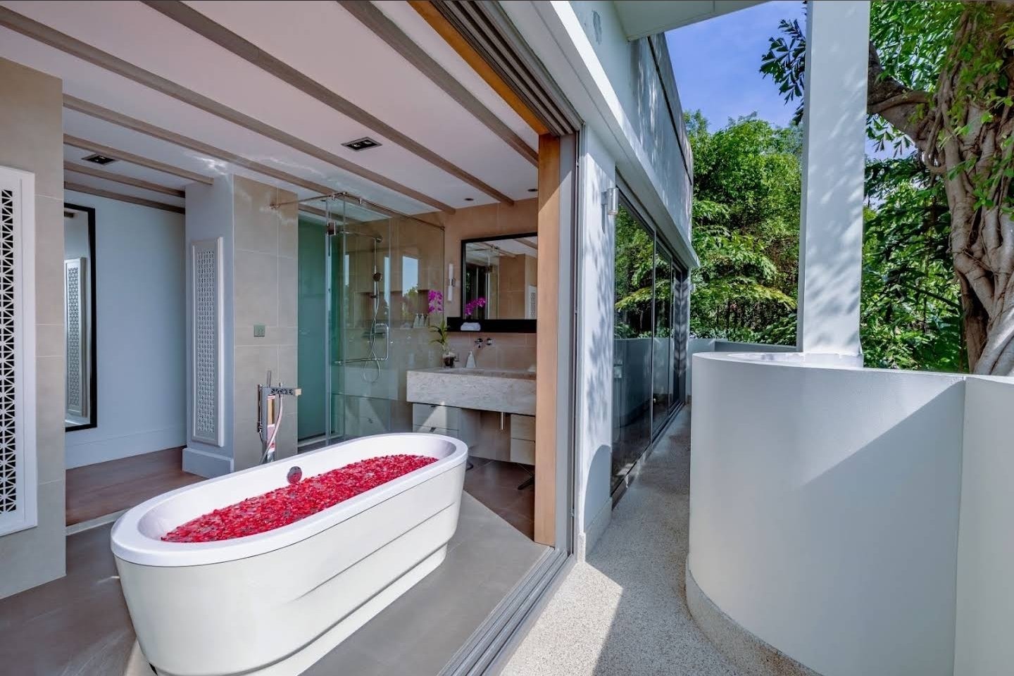 Property image - full photo 46