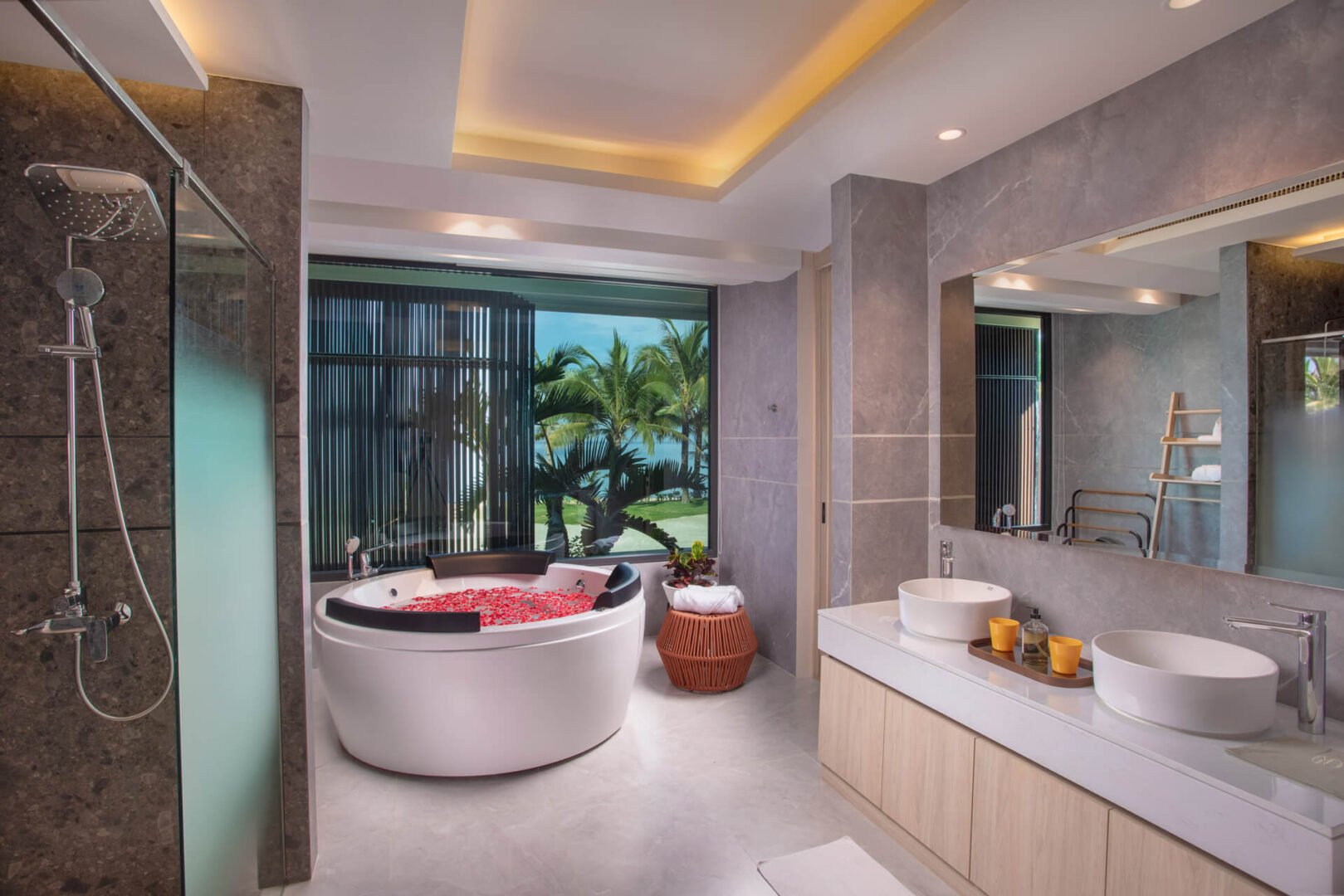 Property image - full photo 49