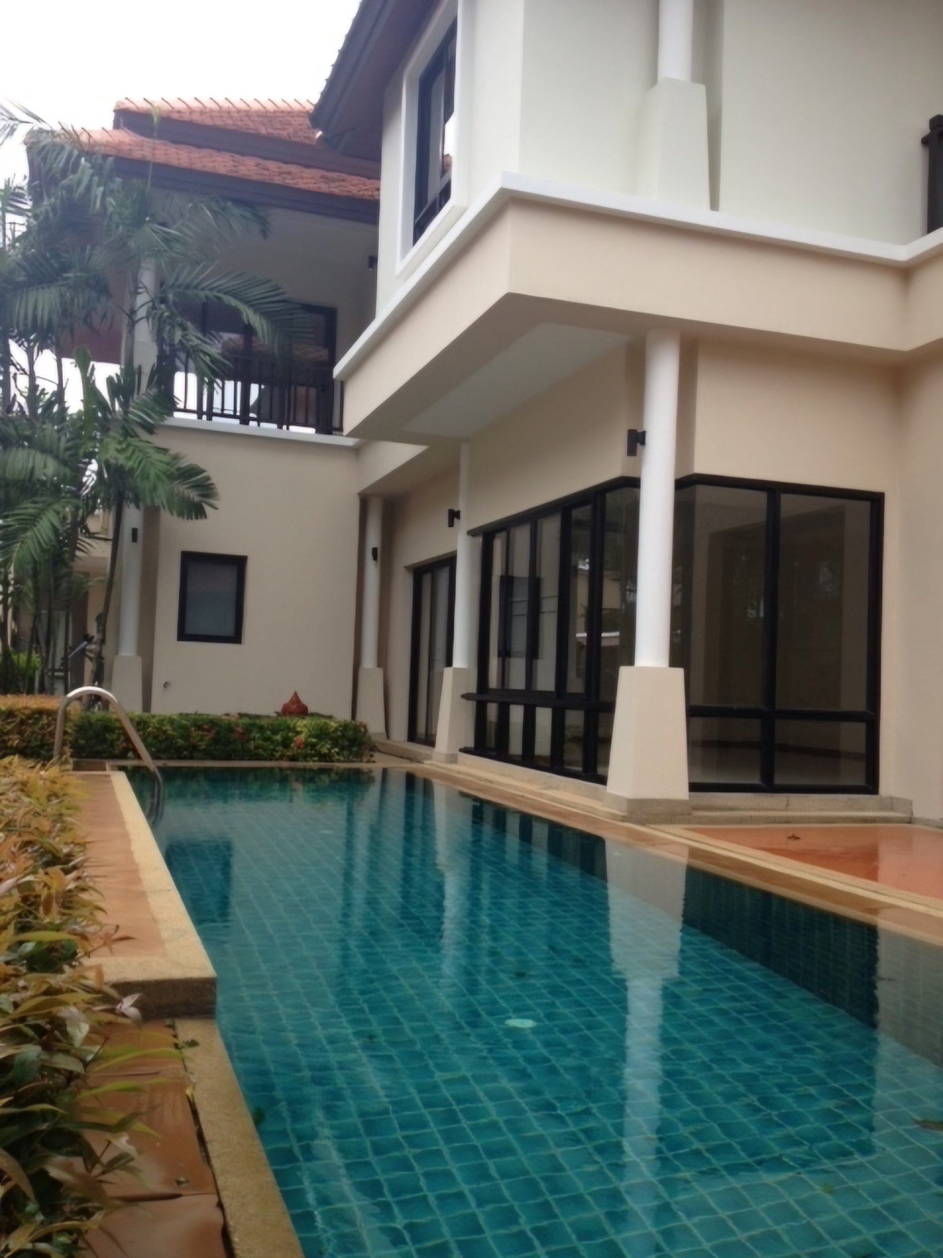 Property image - full photo 28