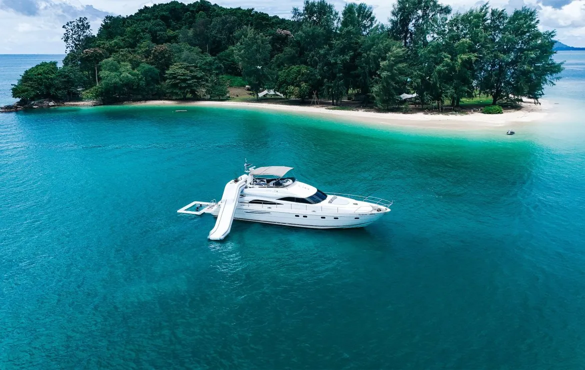 Моторная яхта Princess Oceana 65ft