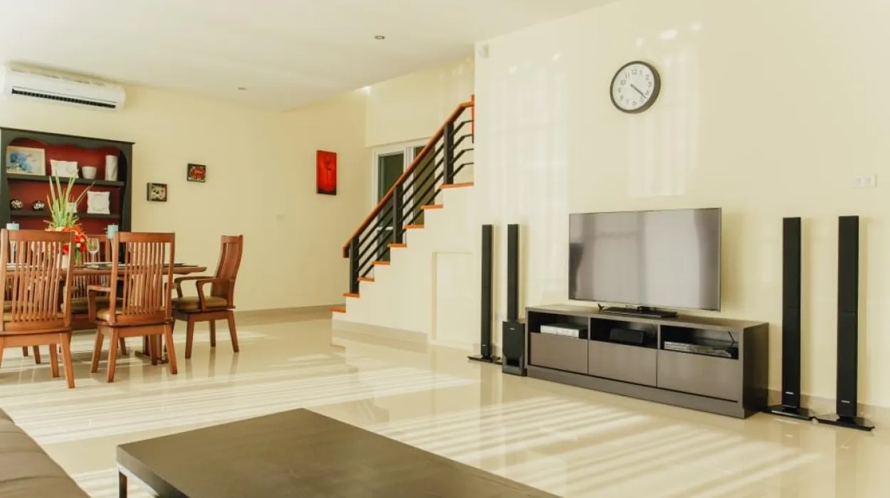 Property image - photo 2