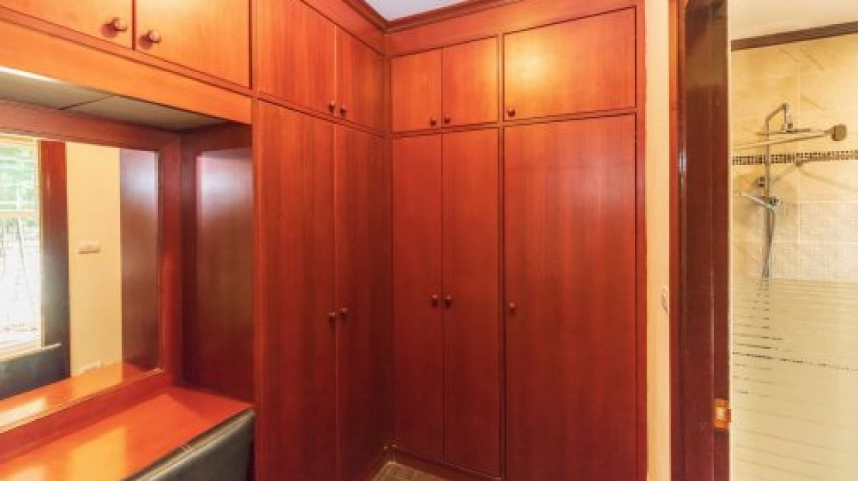 Property image - gallery 38