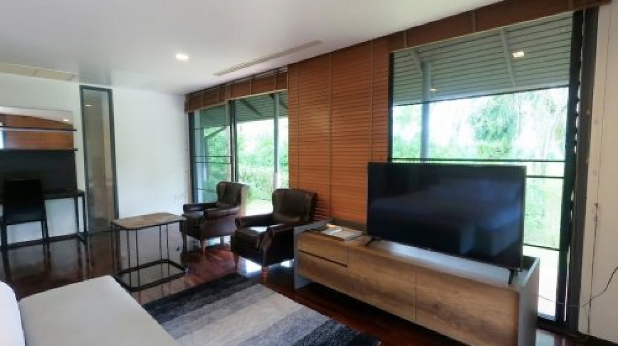 Property image - gallery 9