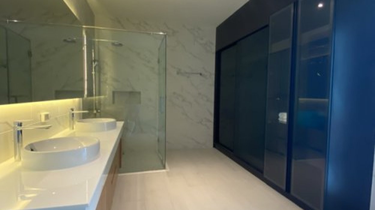 Property image - gallery 9