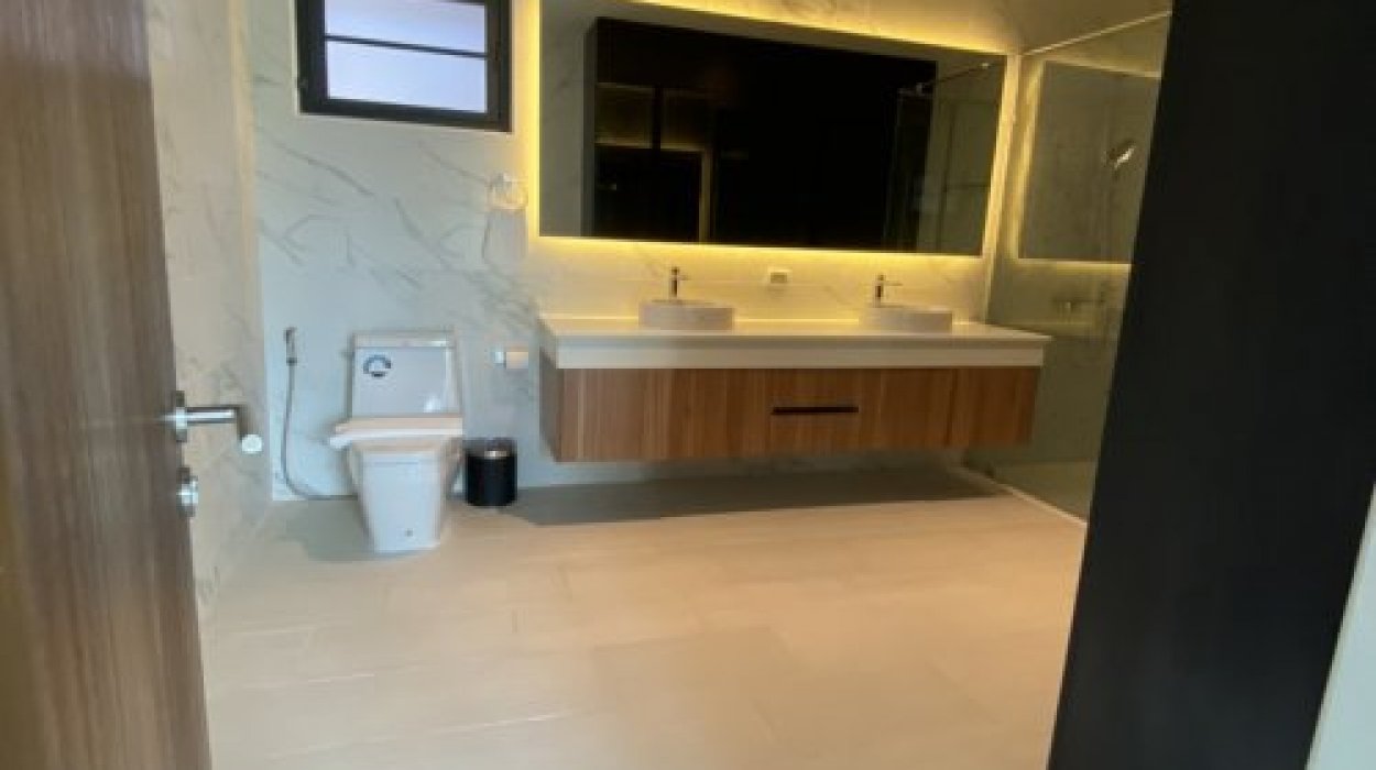 Property image - gallery 11