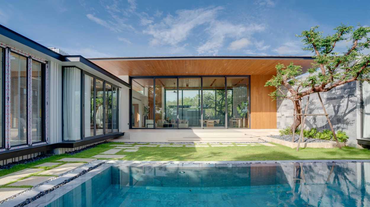 4-Bedroom Villa, with sea view, on Kamala beach
