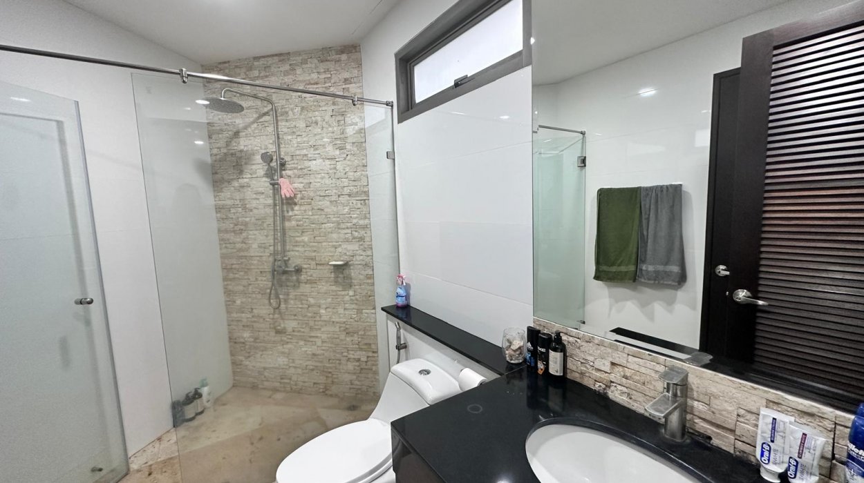 Property image - gallery 11