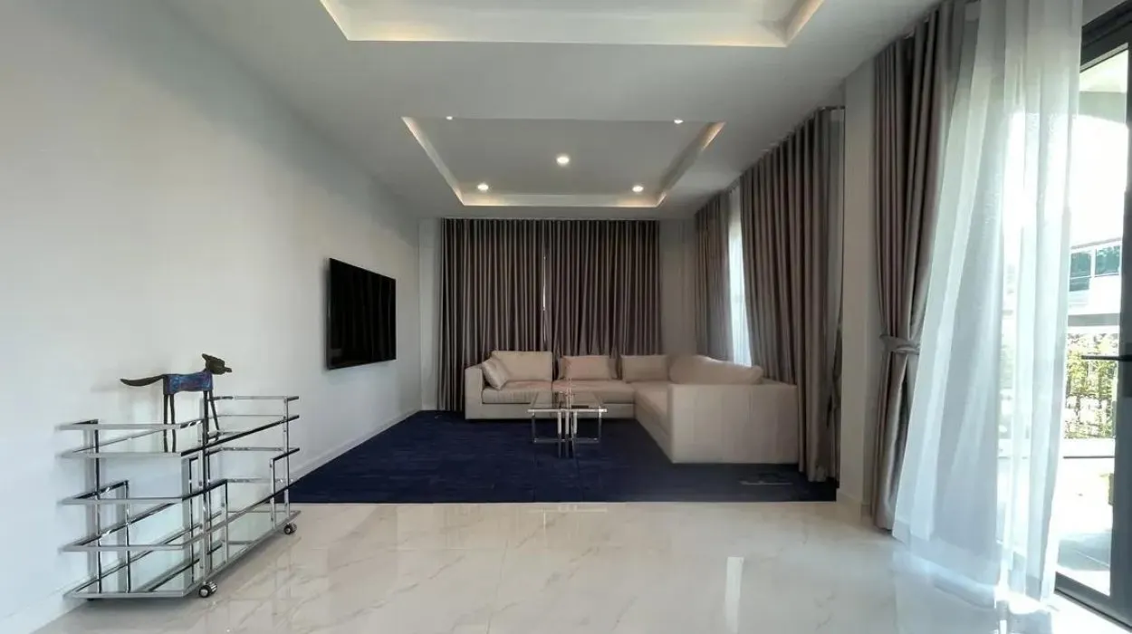Property image - gallery 9