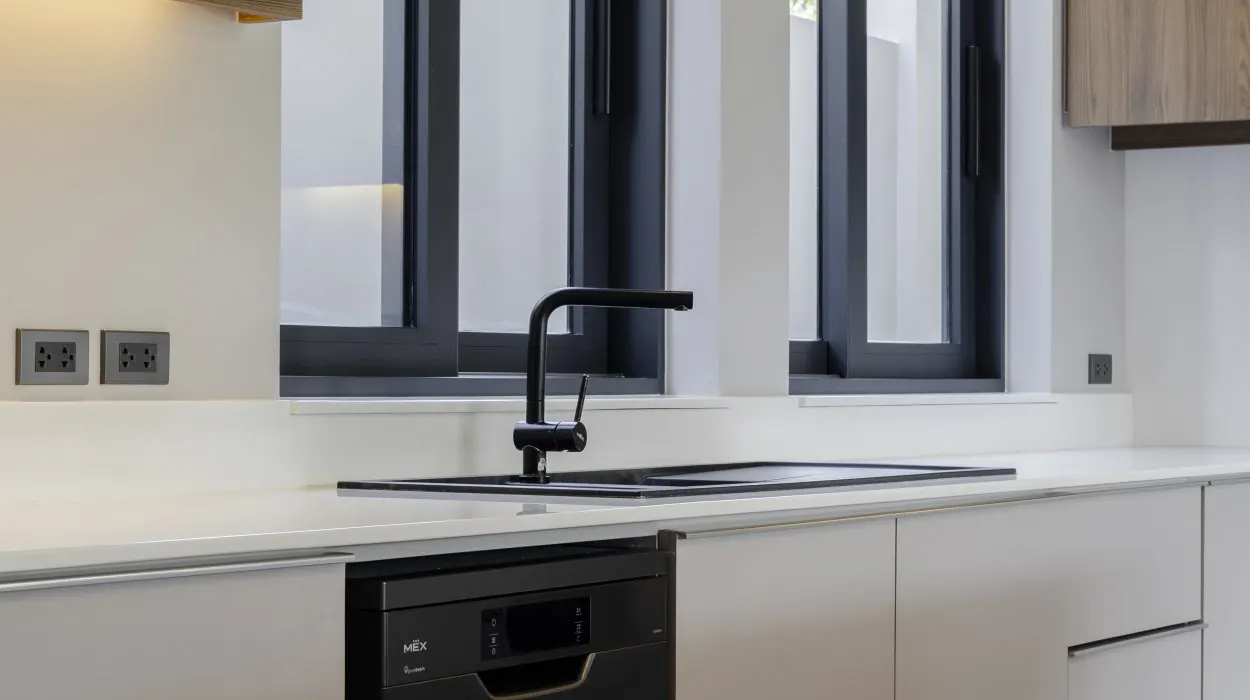 Property image - gallery 9