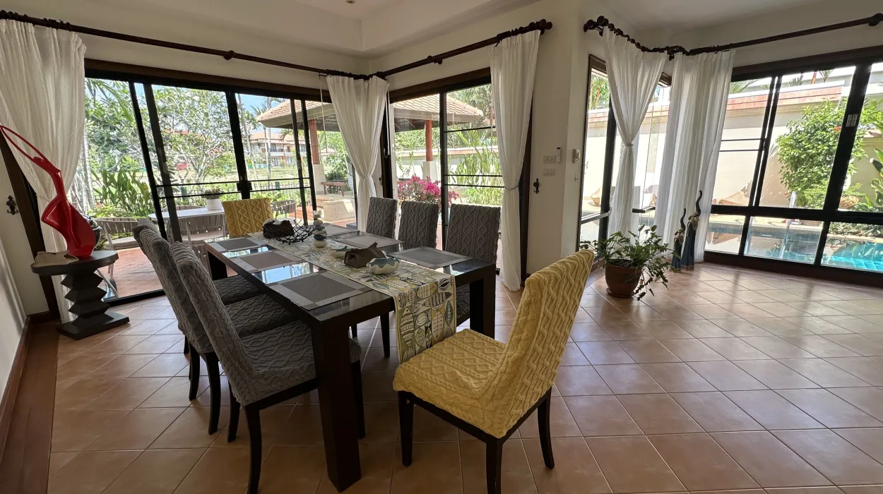 Property image - photo 2
