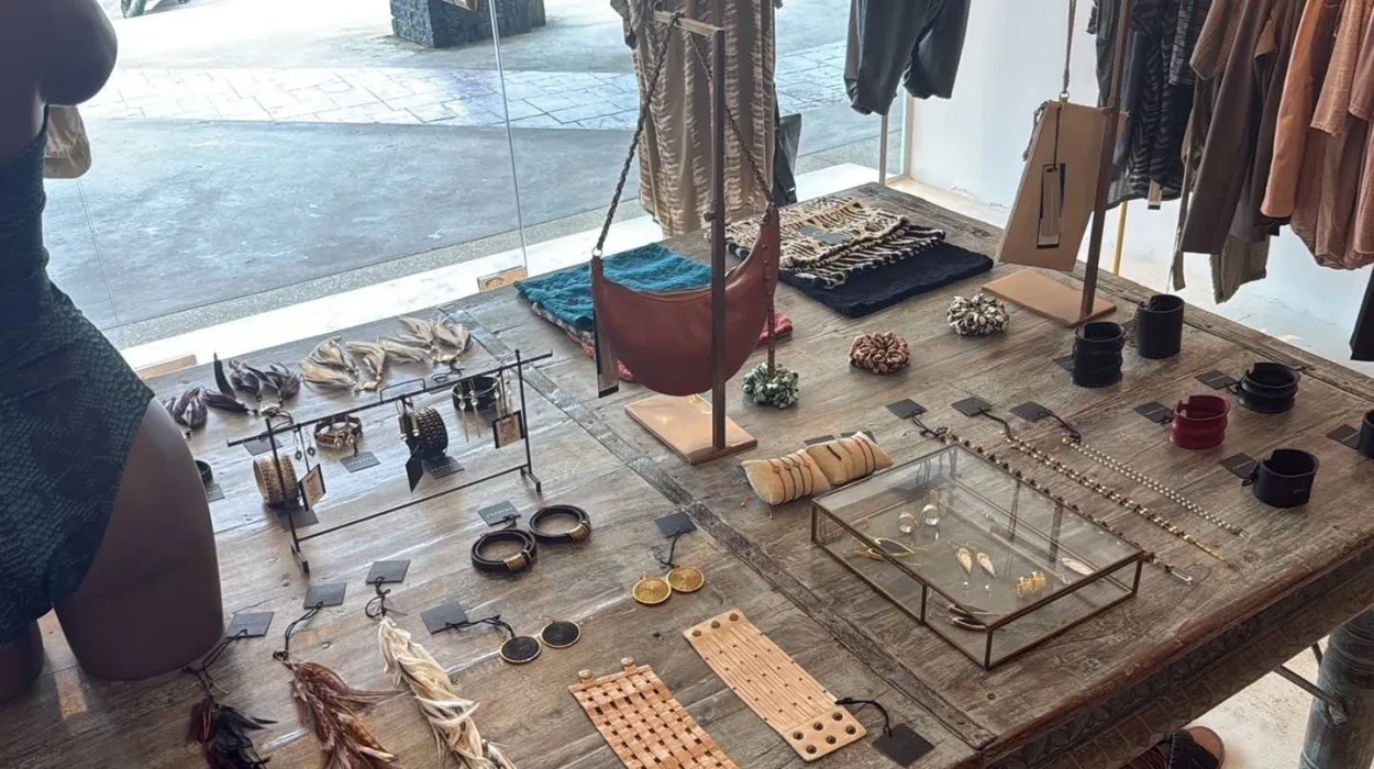 Chandra Boutique @ Boat Avenue is