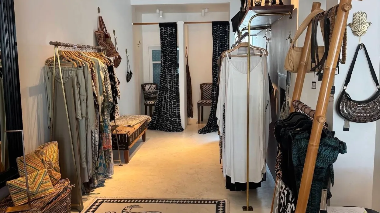Chandra Boutique @ Boat Avenue is