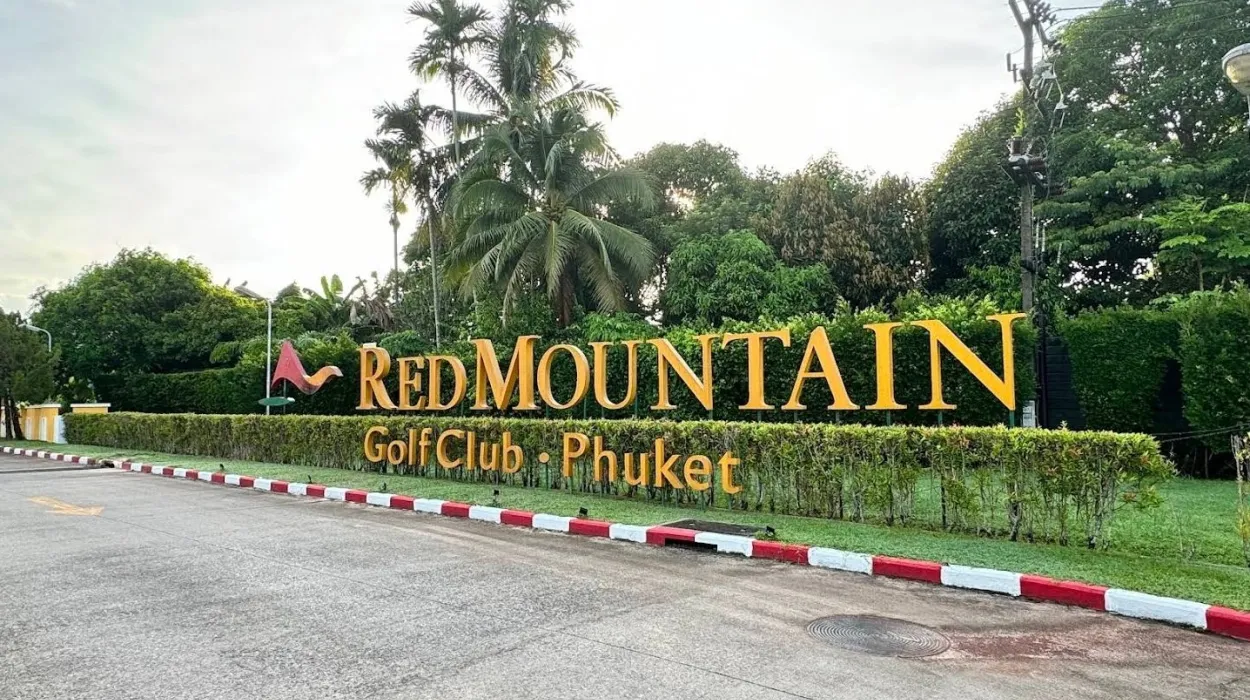 RED MOUNTAIN GOLF CLUB