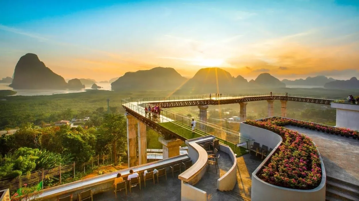 Beyond Skywalk Nangshi