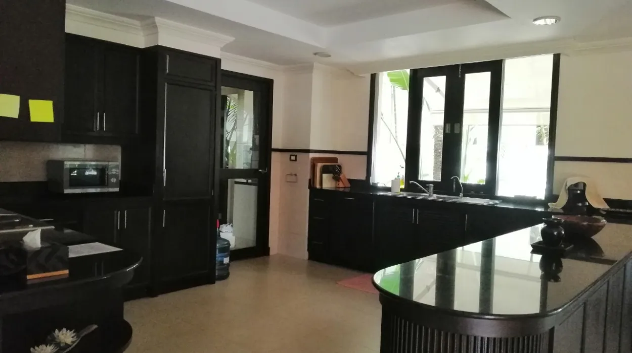 Property image - gallery 7