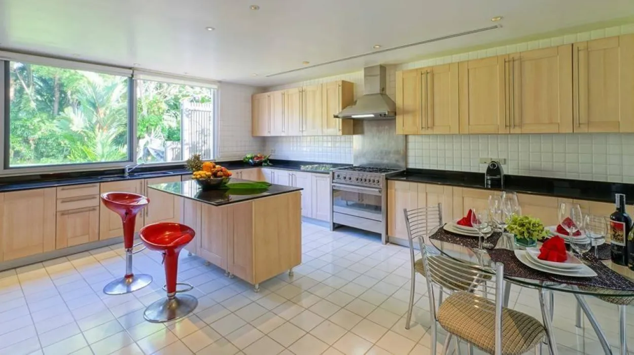 Property image - gallery 6