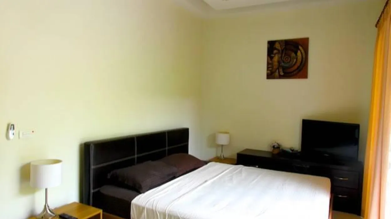 Property image - gallery 8