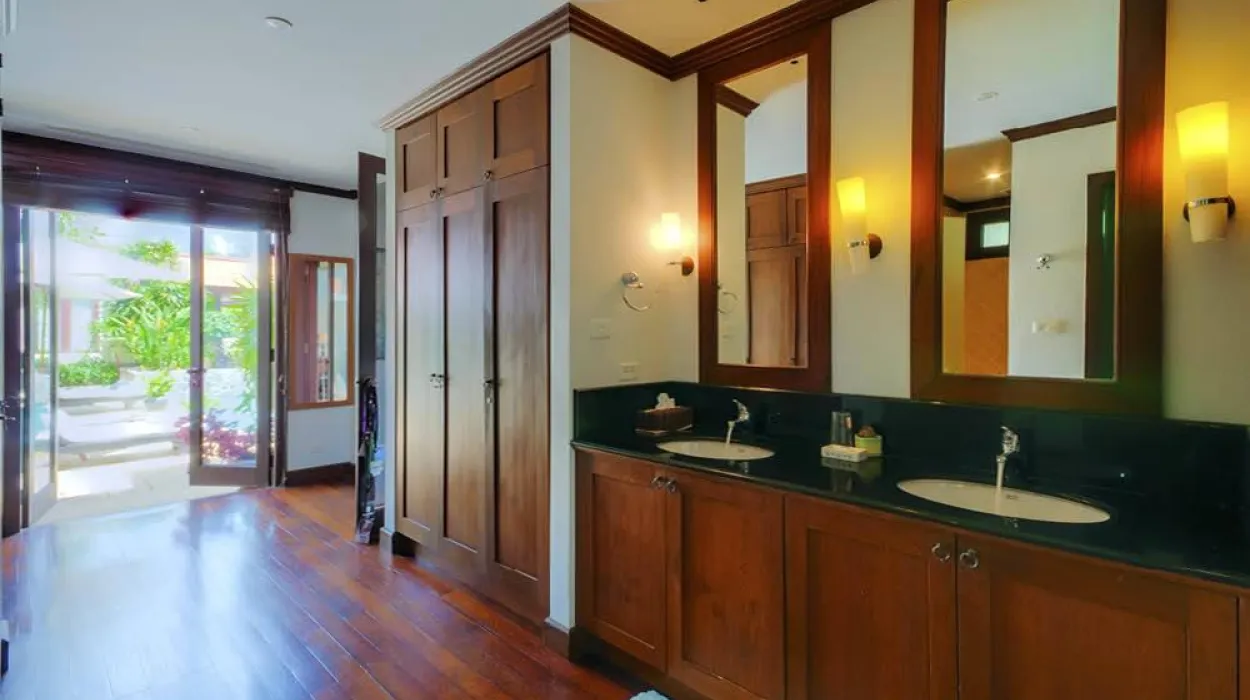 Property image - gallery 13