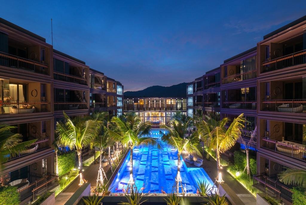 Property image - full photo 2