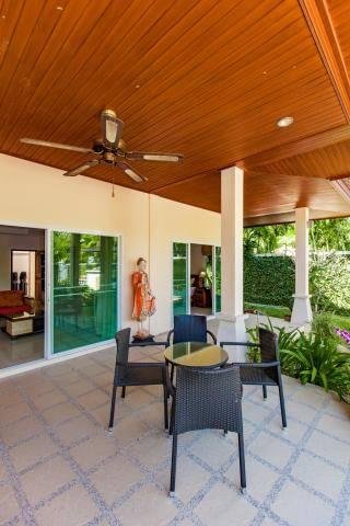 Property image - full photo 2