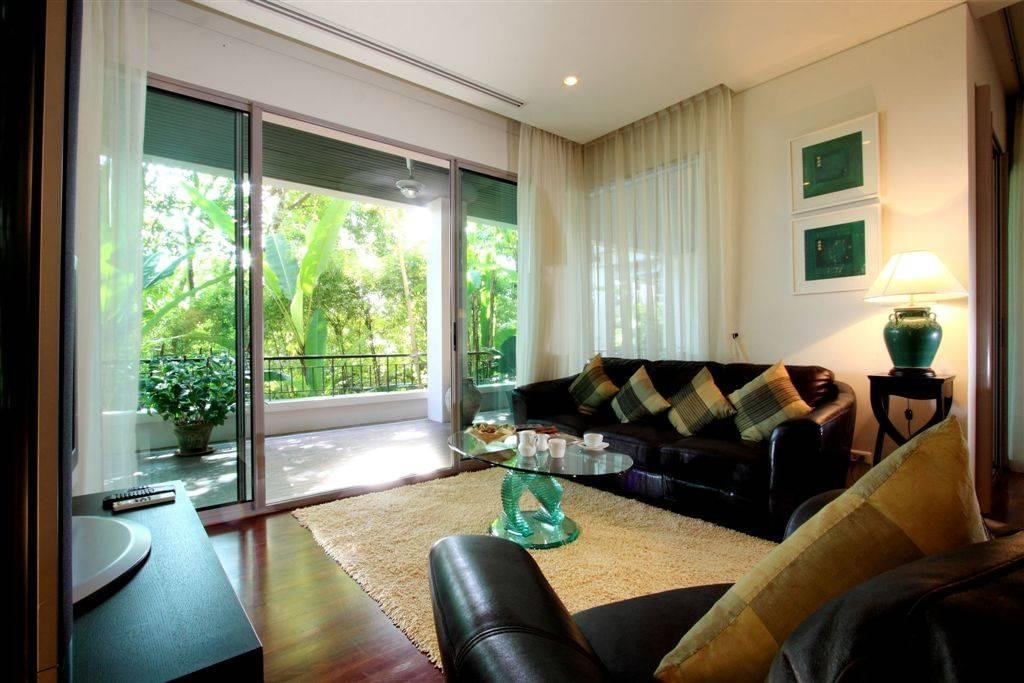 Property image - full photo 4