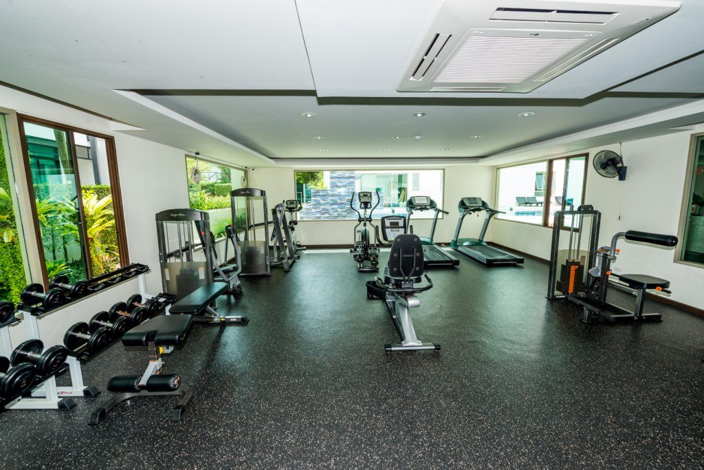 Property image - full photo 32