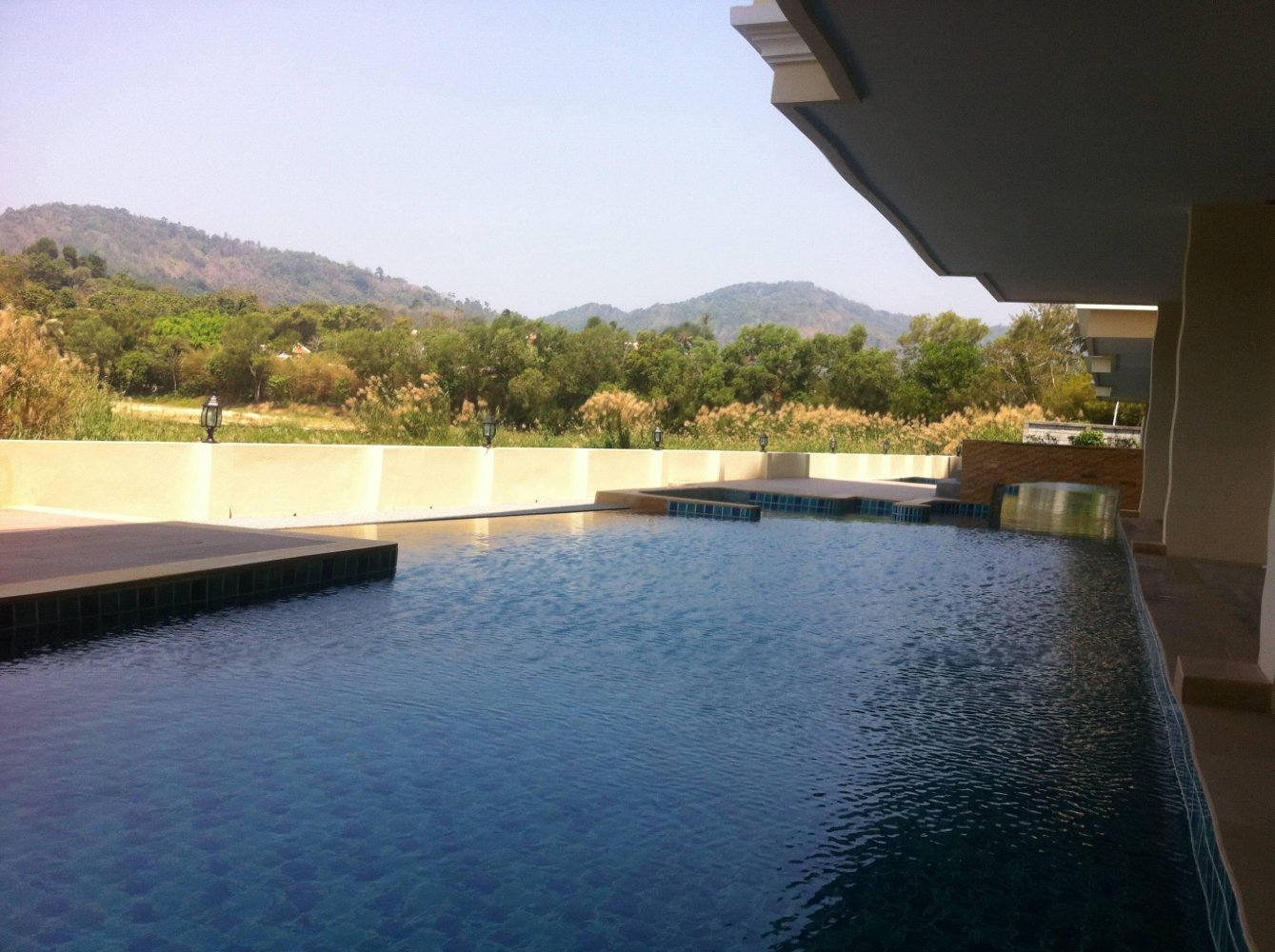 Property image - full photo 4