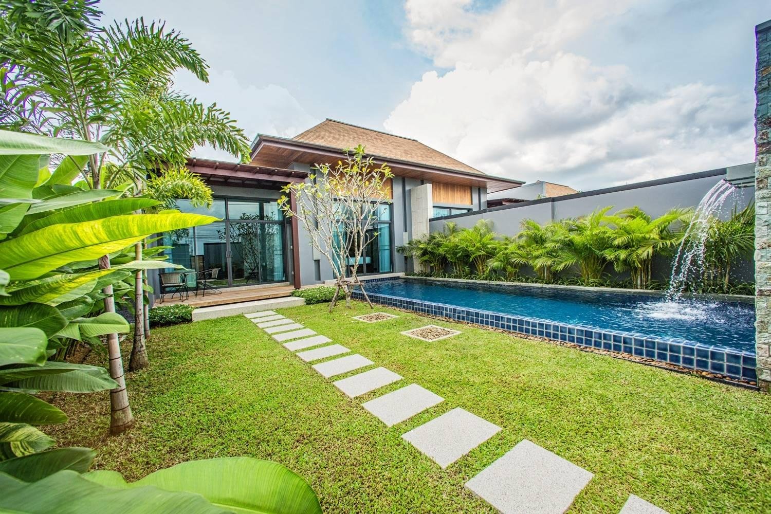 Property image - full photo 1