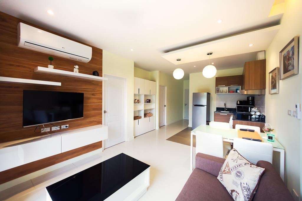 Property image - full photo 2