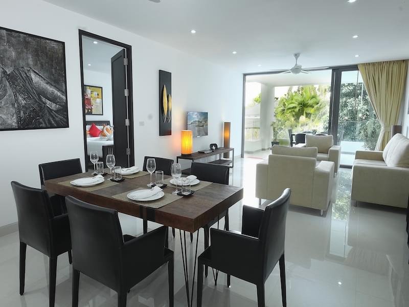 Property image - full photo 2