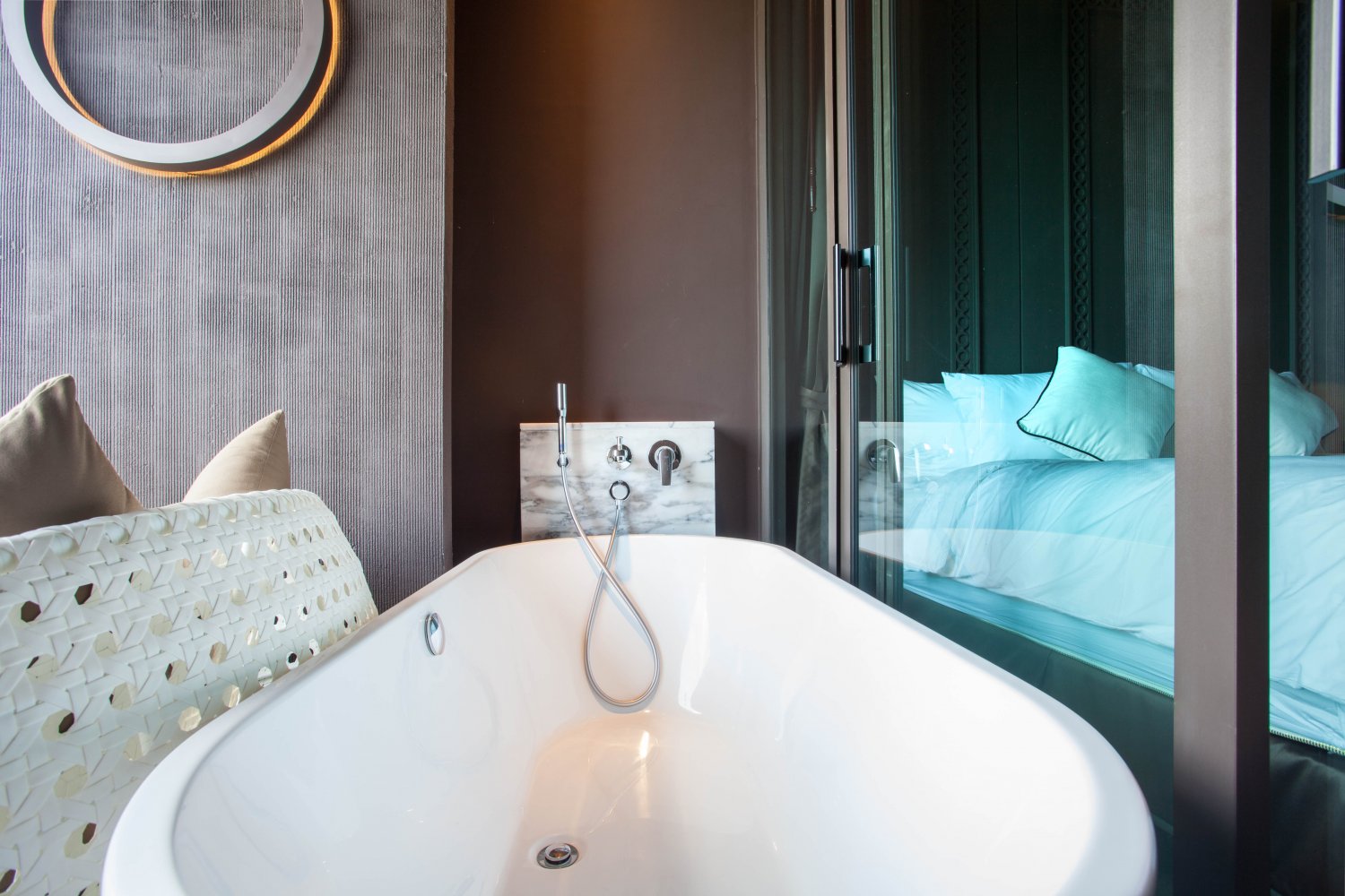 Property image - full photo 2